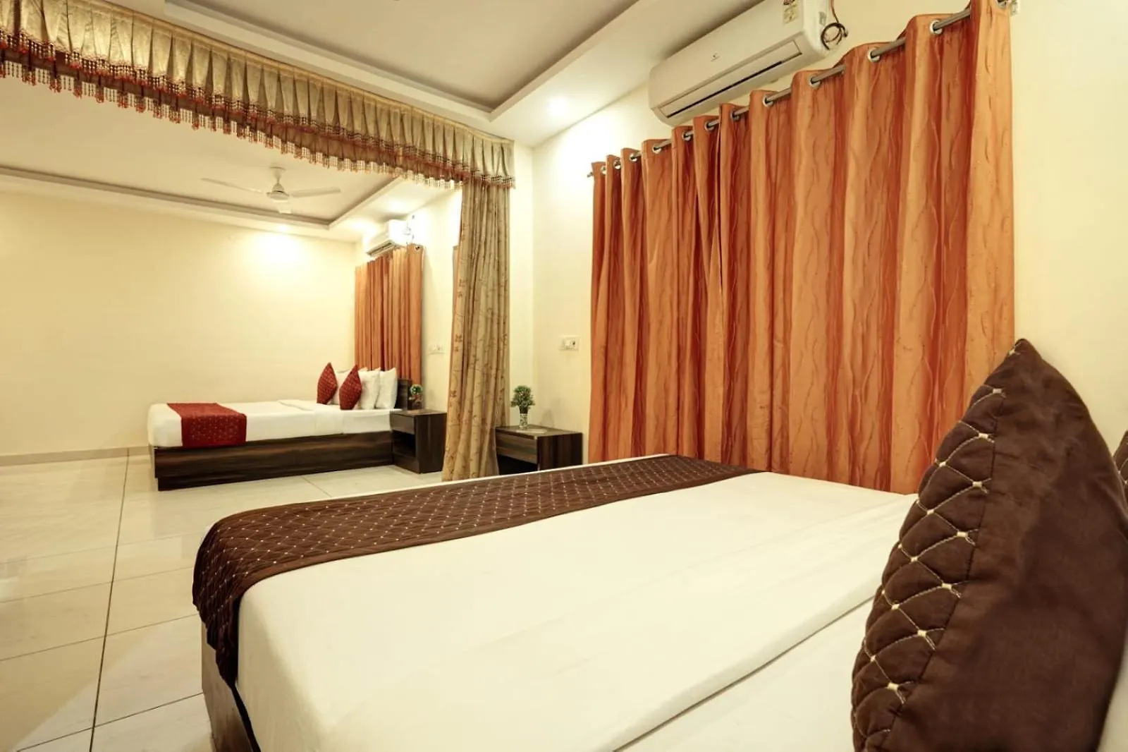 Hotel Premium Near Igi Airport Delhi India